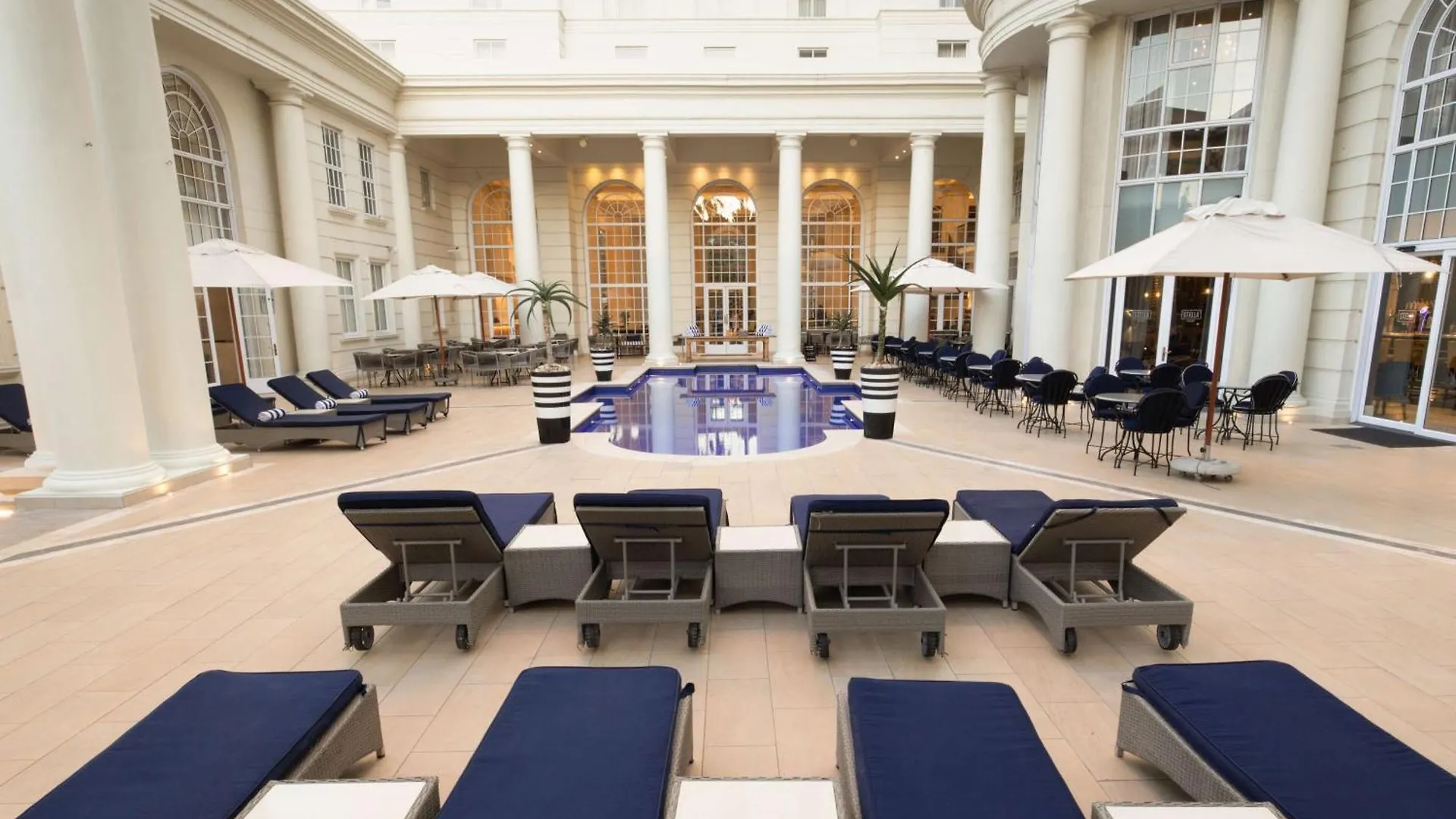 Southern Sun The Cullinan Cape Town 4*,
